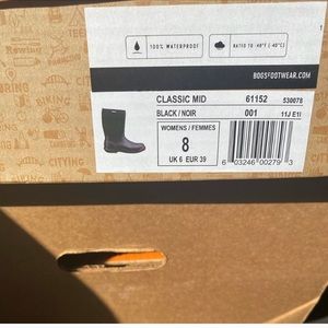 Women BOGS sz 8
